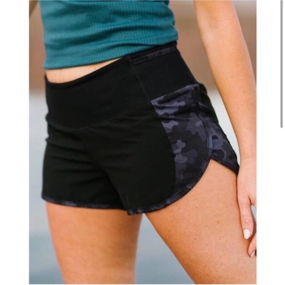 ZYIA 5-Star Camo Shorts